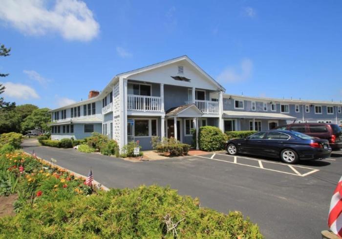 Village Green Motel Yarmouth Port Exterior foto